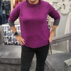 Hot Sale 🔔 Kinross Cashmere Contrast Trim Crew in Black Cherry - 👩 women 🥰